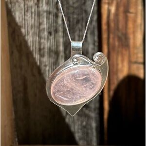 Rose Quartz Pendant Necklace